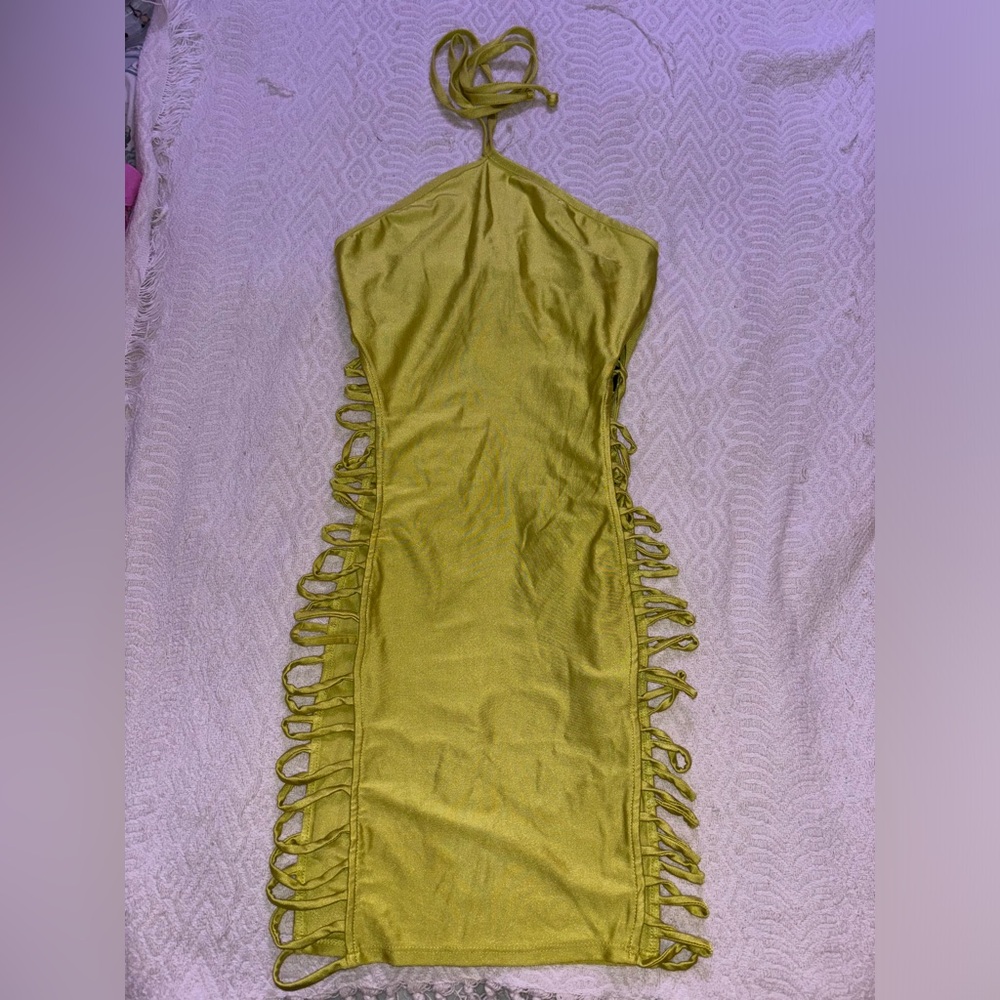 F21 | fitted dress